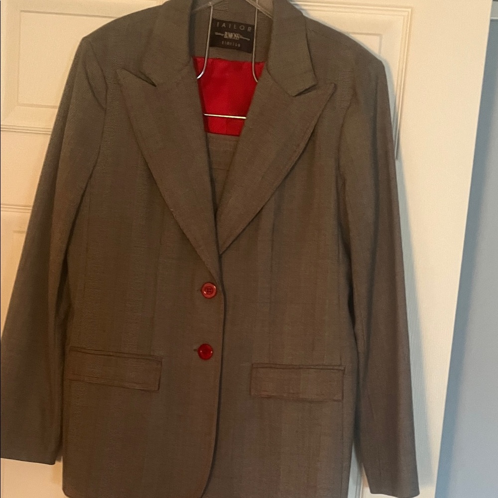 Tailor B. Moss Gray Blazer with Red Lining